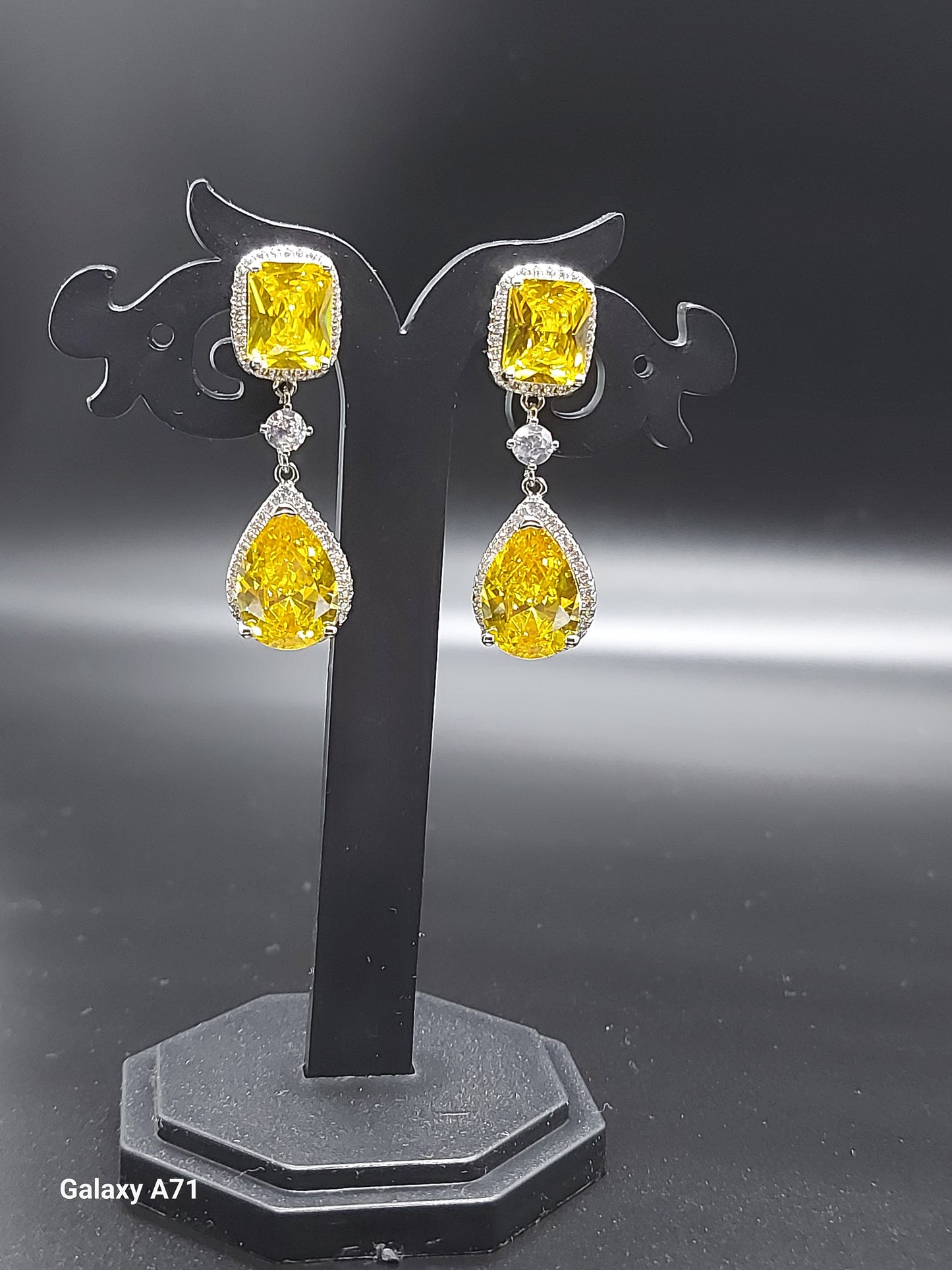 Water Drop Zircon Yellow Stone Earrings