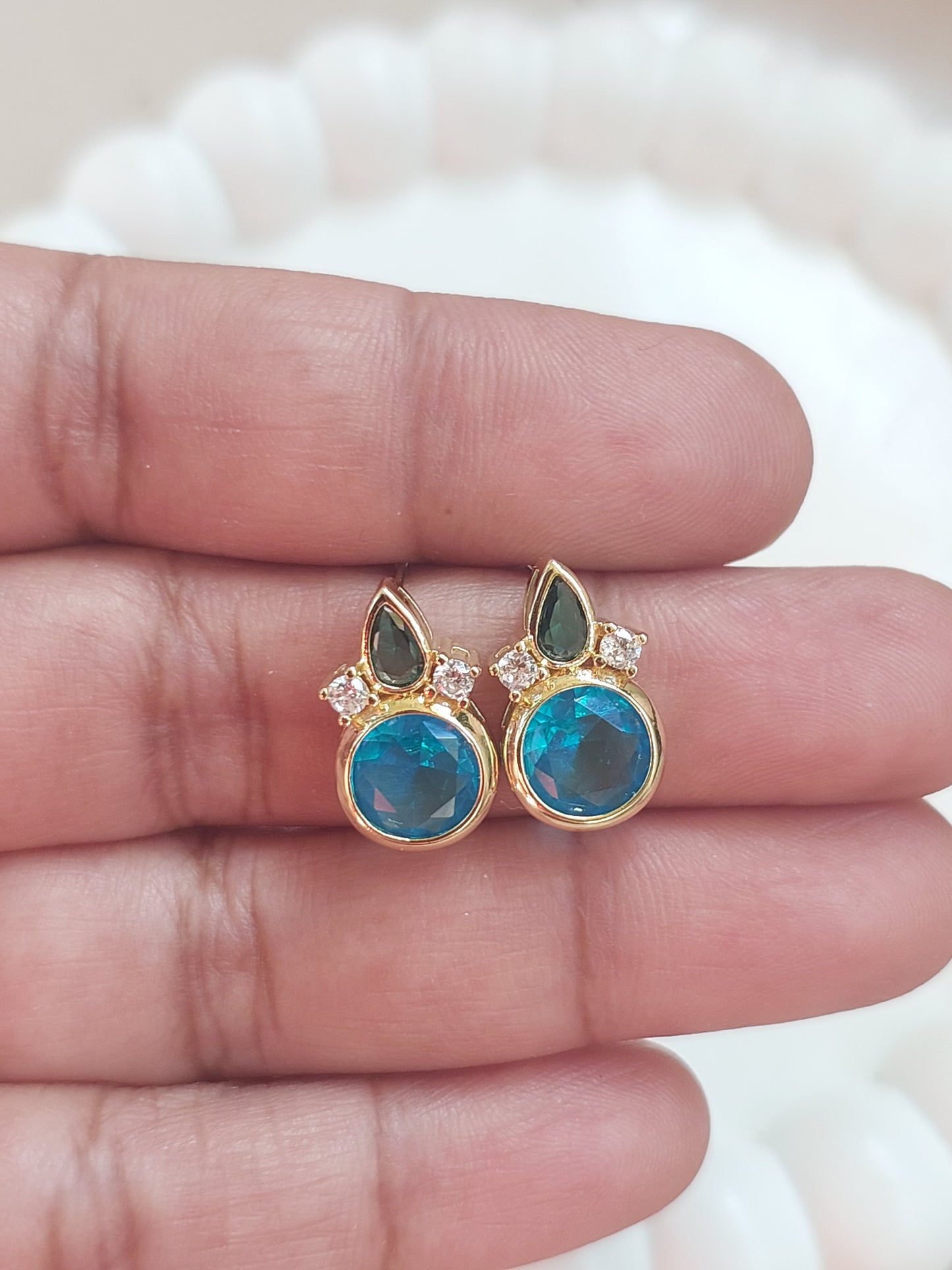 18k Gold Plated Round Designer CZ Ear Studs