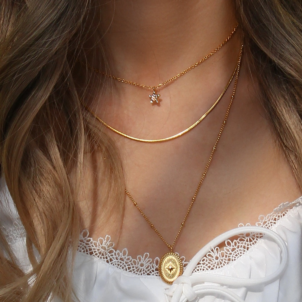 18K Gold Plated Eight-pointed Star Oval Pendant Necklace