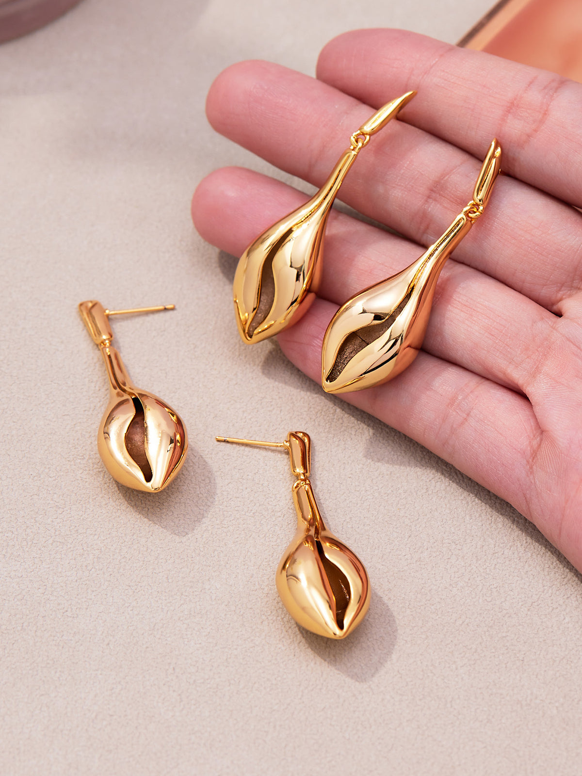 Sculpted Teardrop Hangings