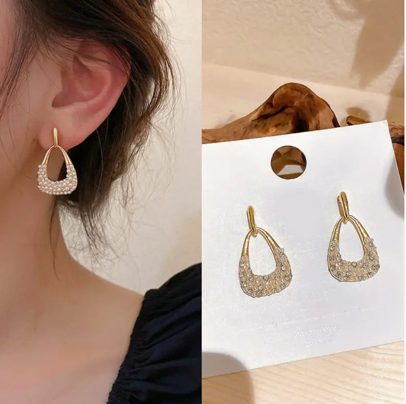 Geometric Droplet Shape Earrings