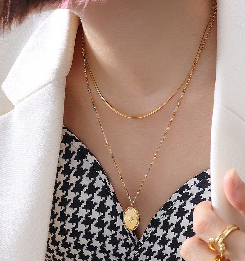 18K Gold Plated Eight-pointed Star Oval Pendant Necklace