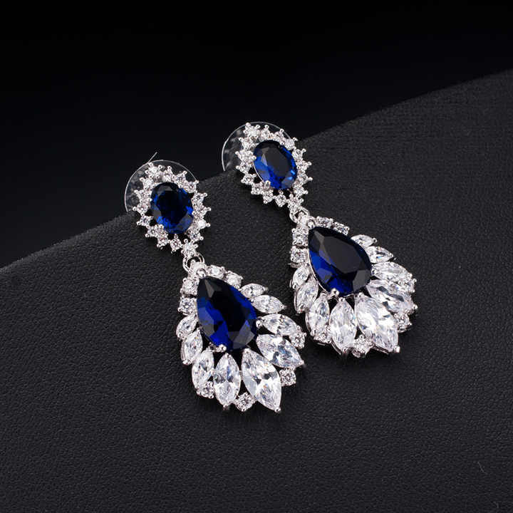 Crystal Stones Dangle Earrings