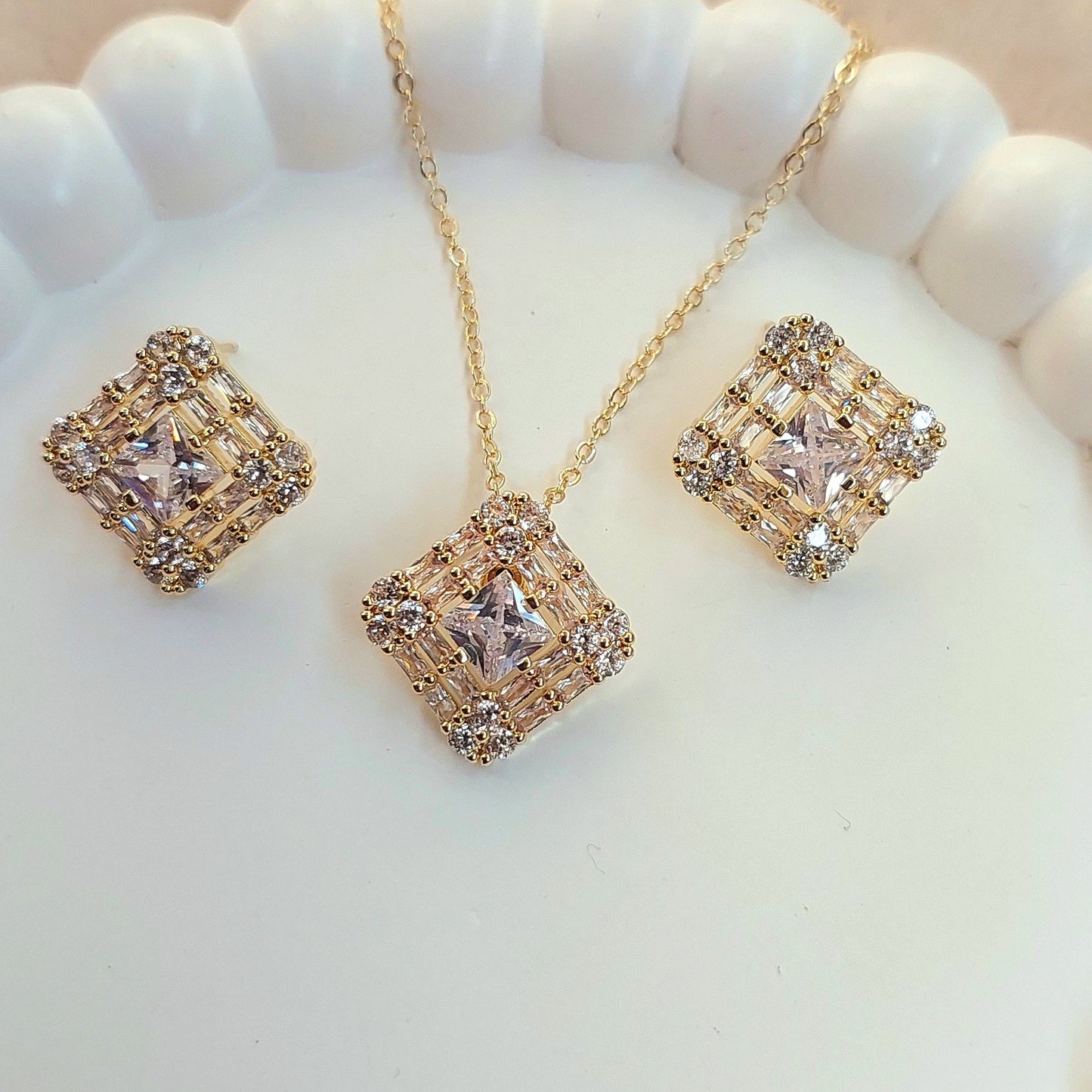 Diamond Zirconia Necklace Set