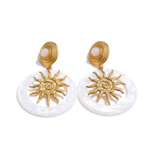 Sunburst Shell Hangings
