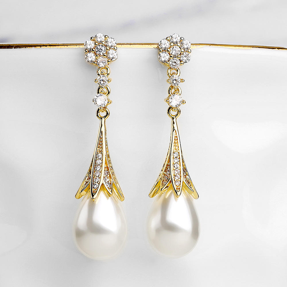 Long Pearl Micro-inlaid Zircon Flower Earrings