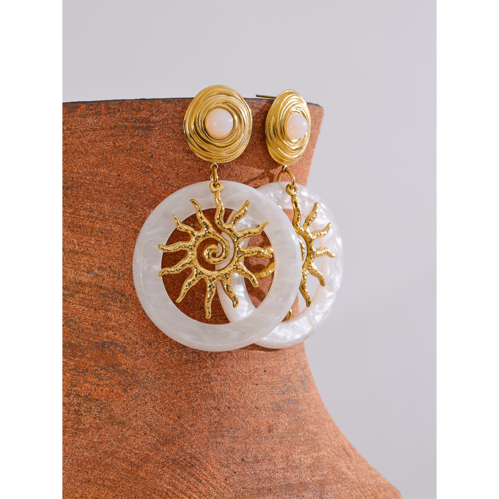 Sunburst Shell Hangings