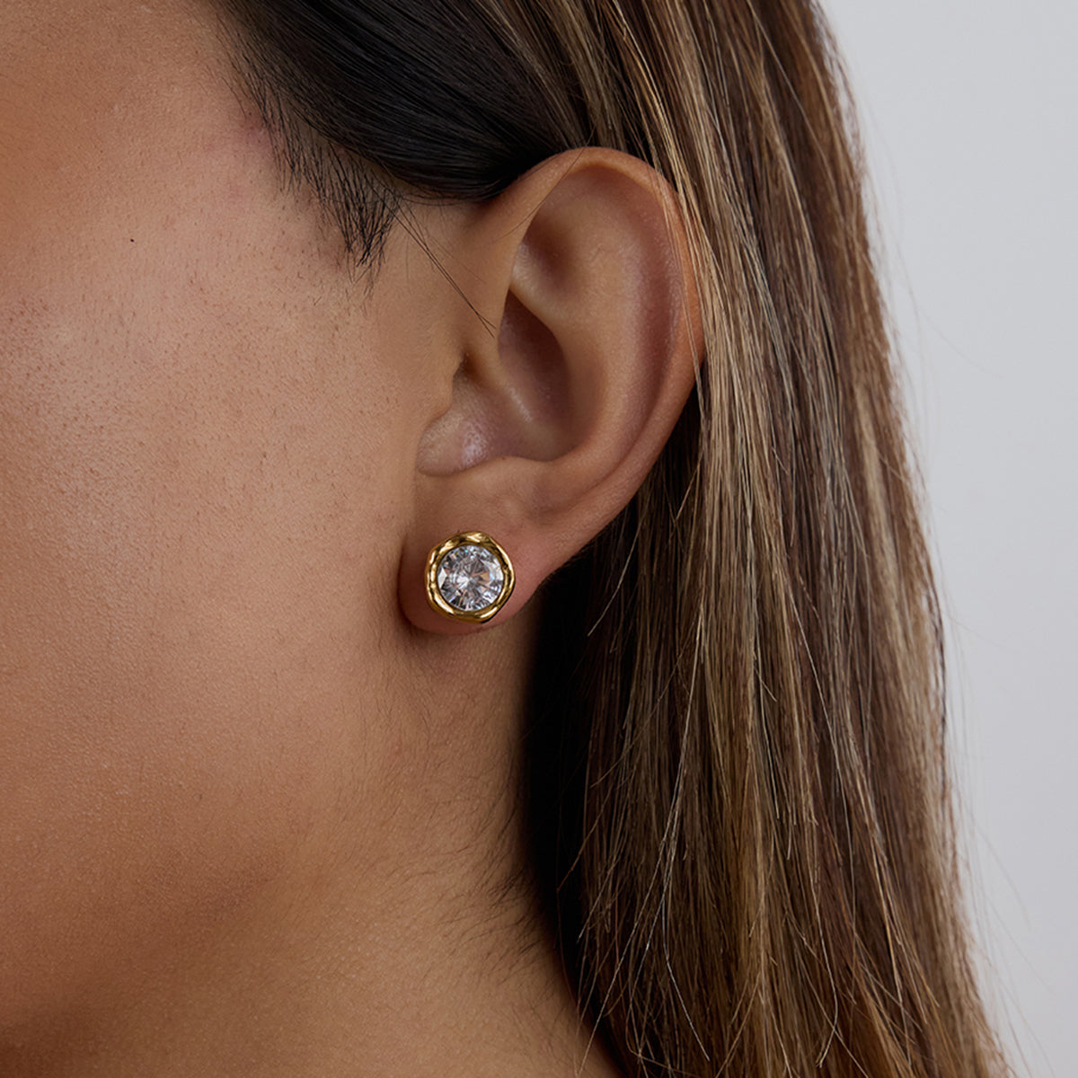 Fondu Crystal Studs