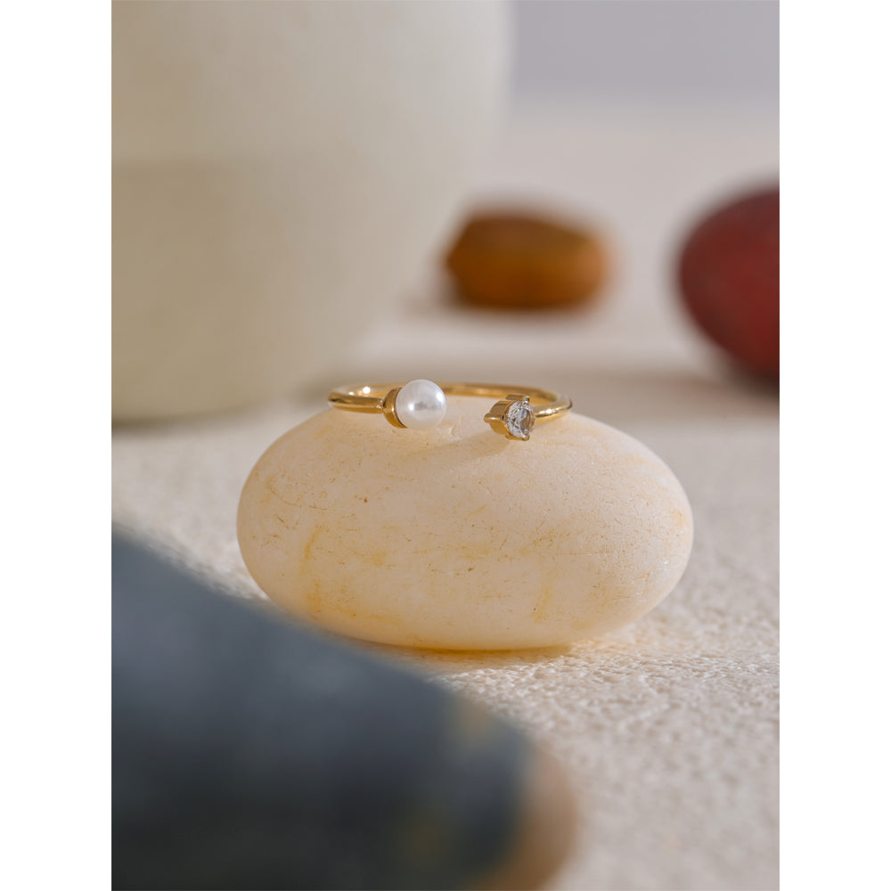 Pearl & Crystal Open Ring