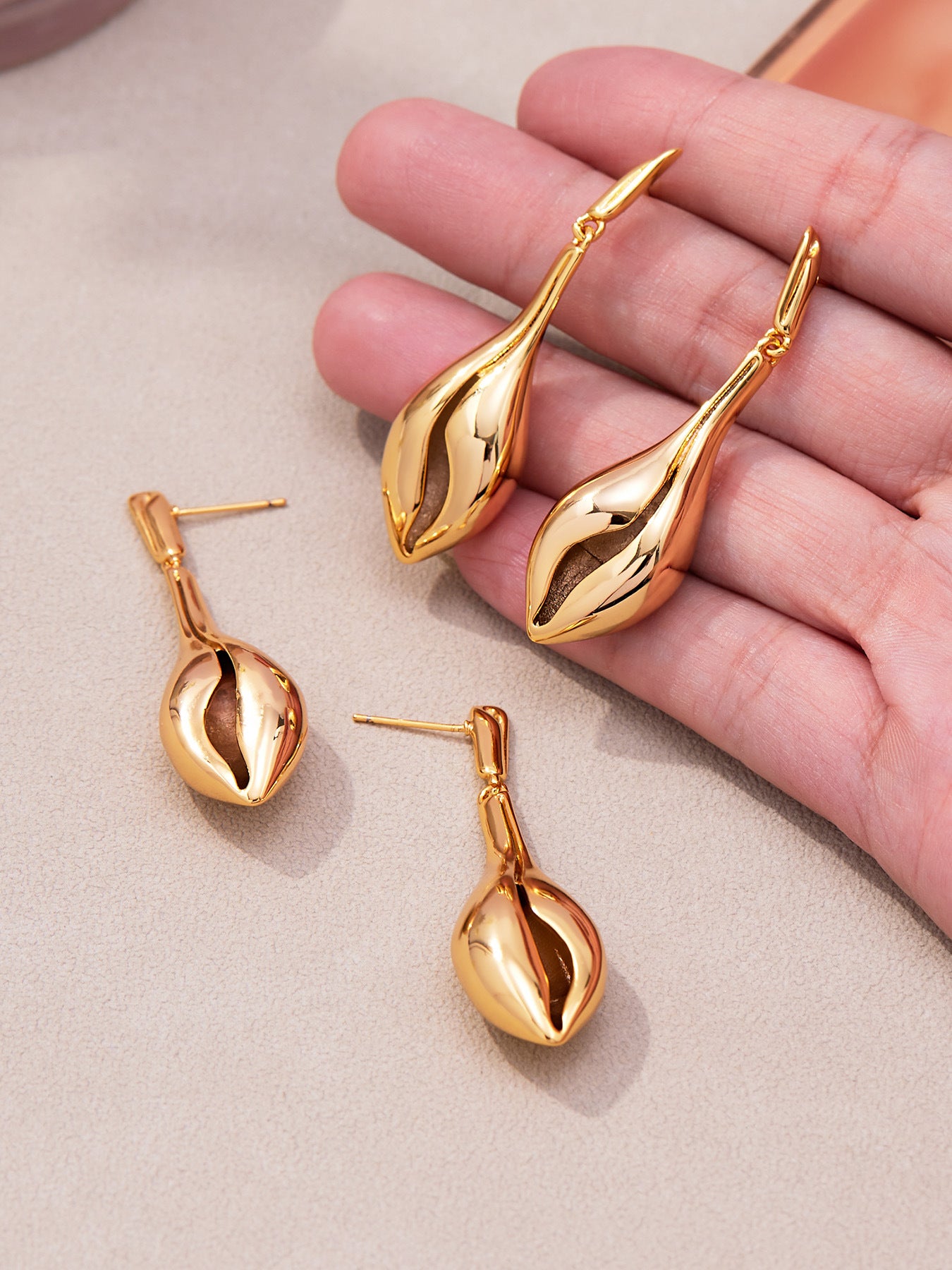Sculpted Teardrop Hangings