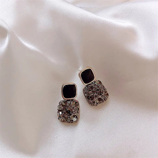 High-Quality Black Square Earrings