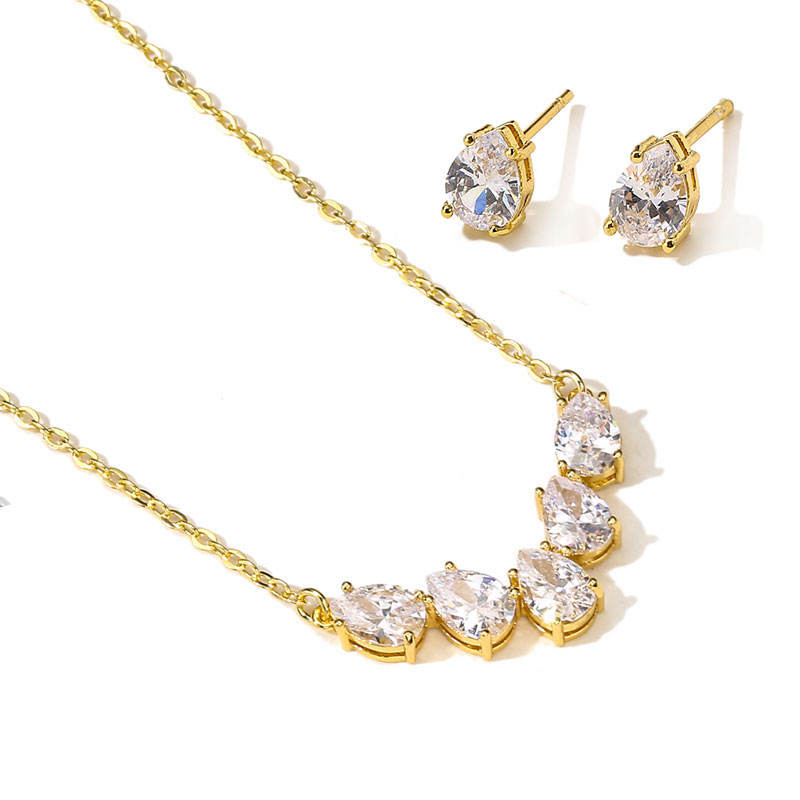 Luxury CZ Waterdrop Crystal Necklace Set