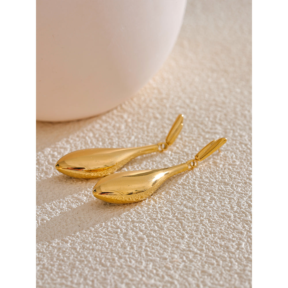 Sculpted Teardrop Hangings