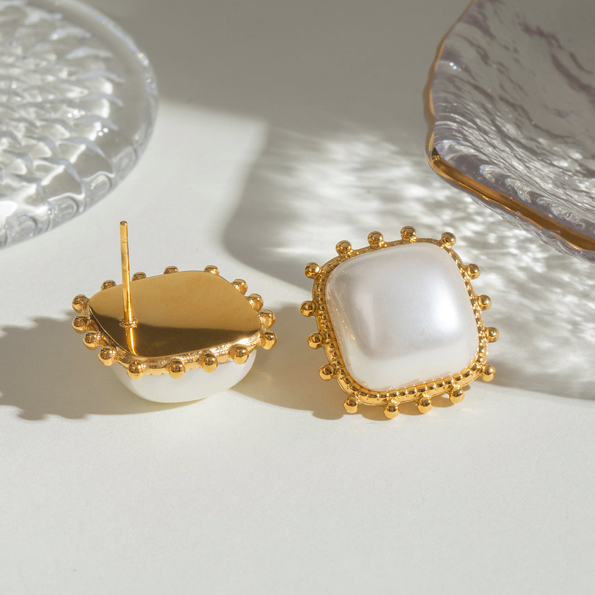 18k Gold Square Pearl Hollow Earrings