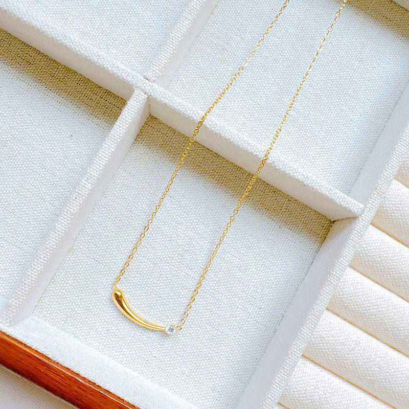 Sculpted Arc CZ Necklace