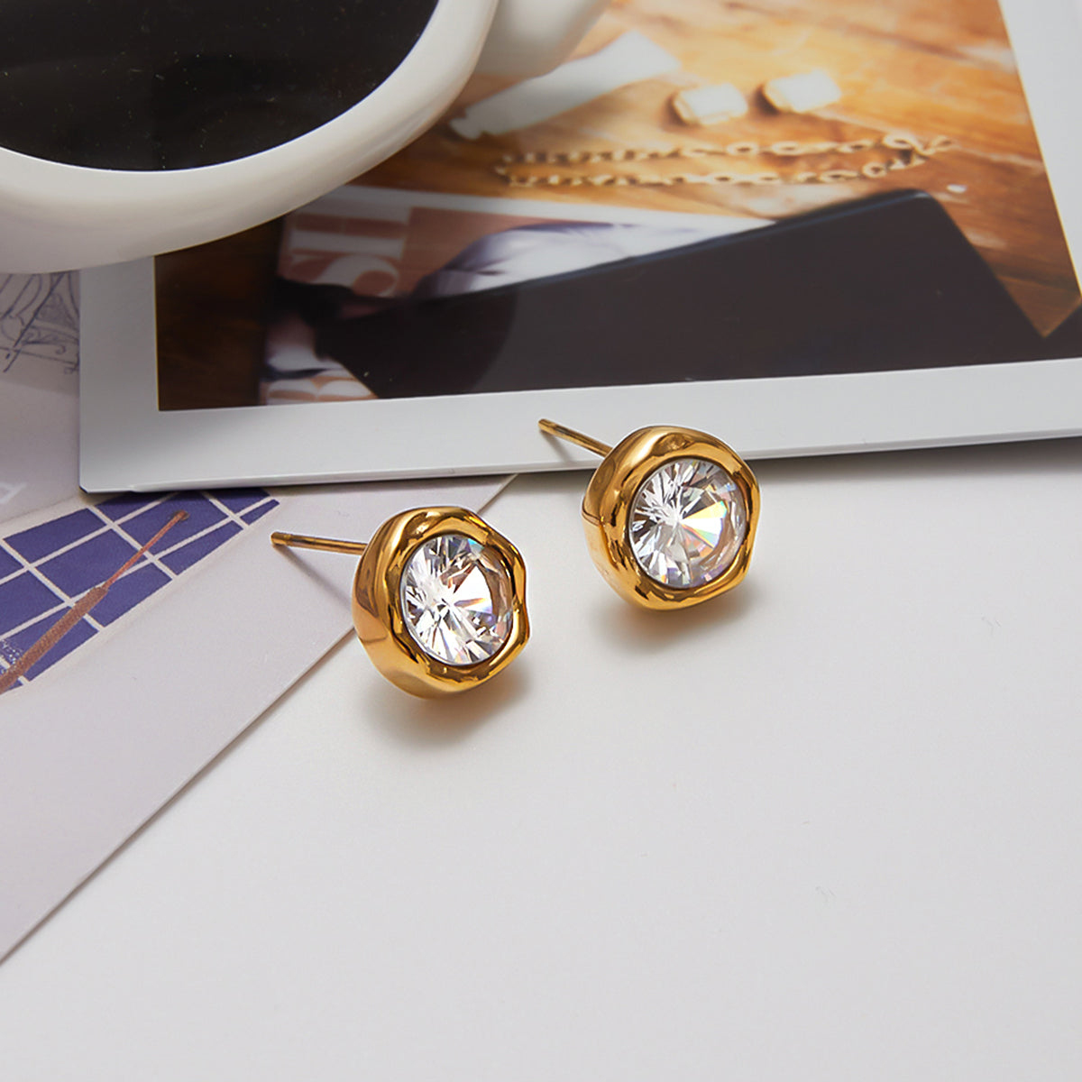 Fondu Crystal Studs