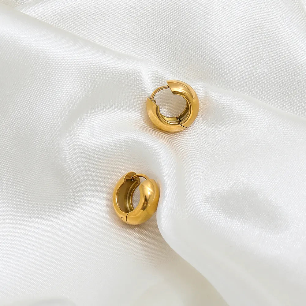 Cambered Surface Chunky Simple Hoop Smooth Earrings